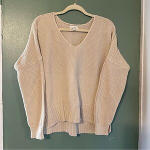Lucky Brand  V-Neck Sweater with Chunky Knit Size Large
